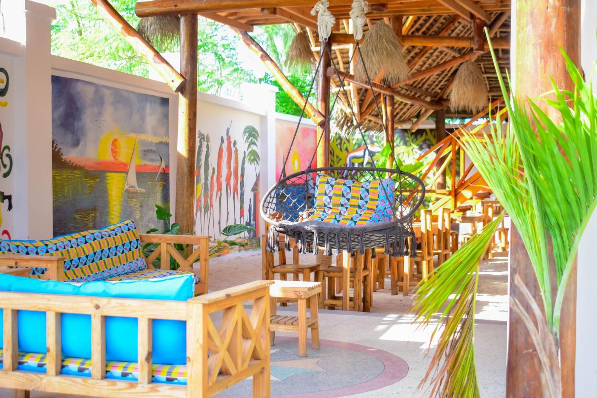 Uhuru House And Restaurant Nungwi Exterior foto